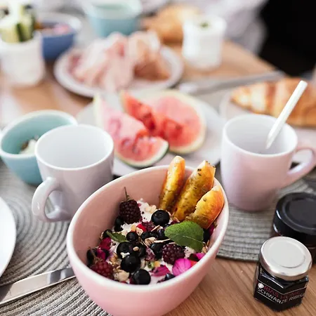 Viktorias In Hotel 4*